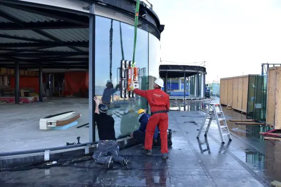 VIAVAC compact Curved in Scheveningen