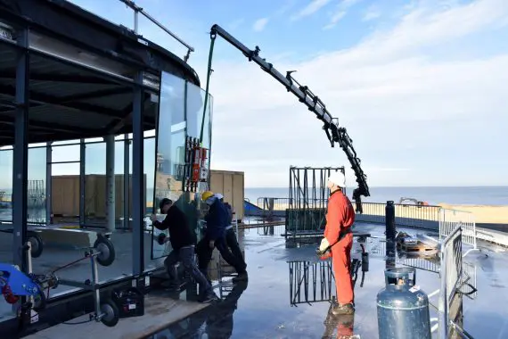 VIAVAC compact Curved in combinatie met autolaadkraan